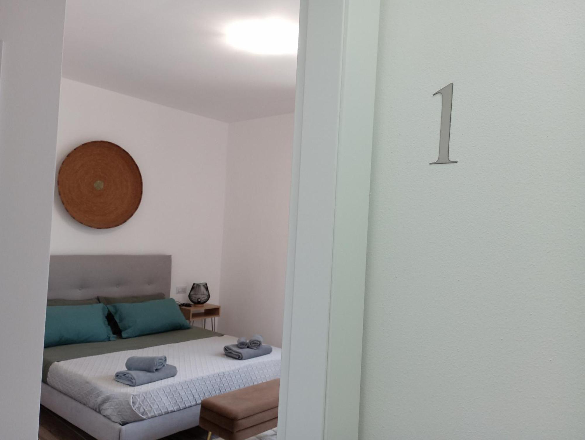 Niu Rooms Oristano Exterior photo